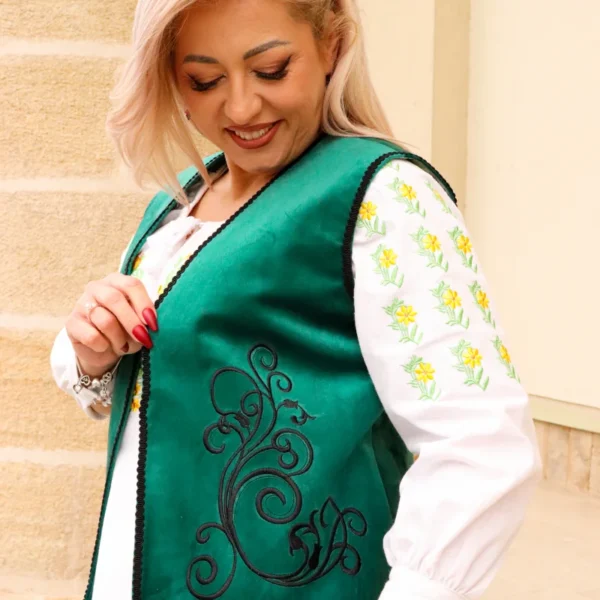 Vesta brodată tradițional Elvira