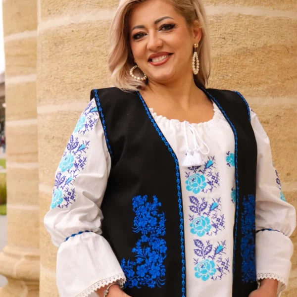 Vesta brodată tradițional Miruna